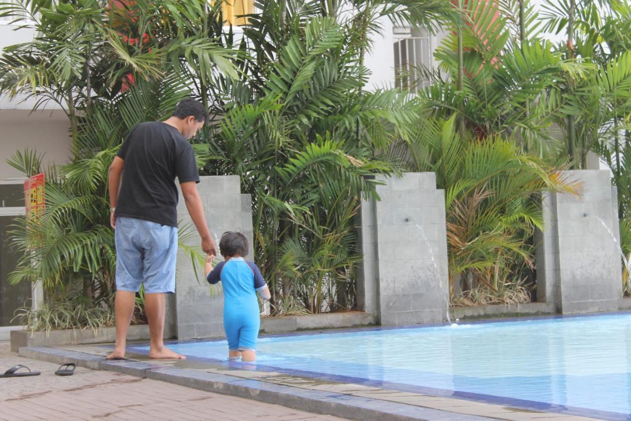 Hotel Gunawangsa Merr Surabaya Eksteriør billede